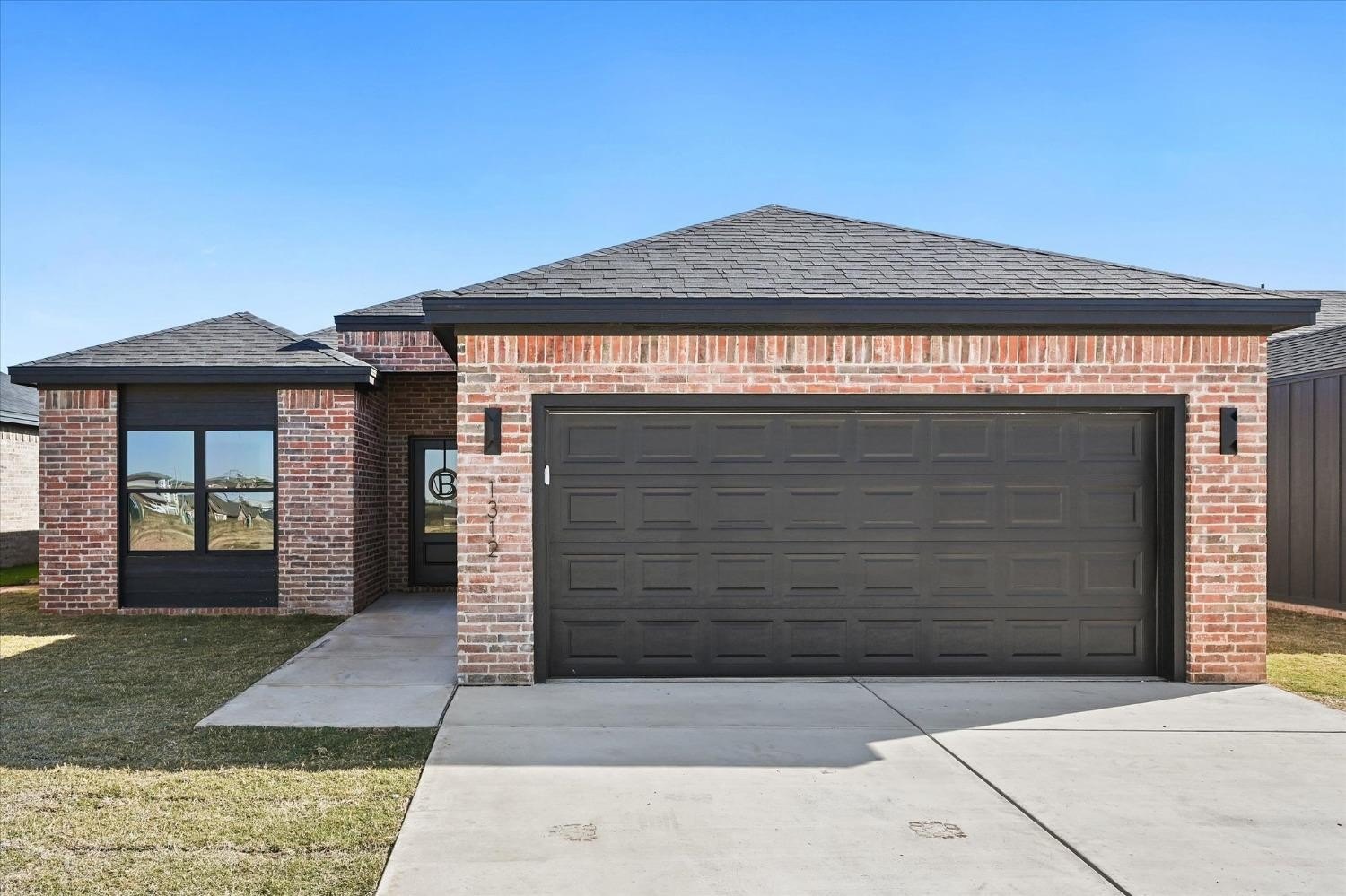 1312 Farmhouse Avenue, Wolfforth, TX 79382, 3 Bedrooms Bedrooms, ,2 BathroomsBathrooms,Residential,For Sale,1312 Farmhouse Avenue,202558620