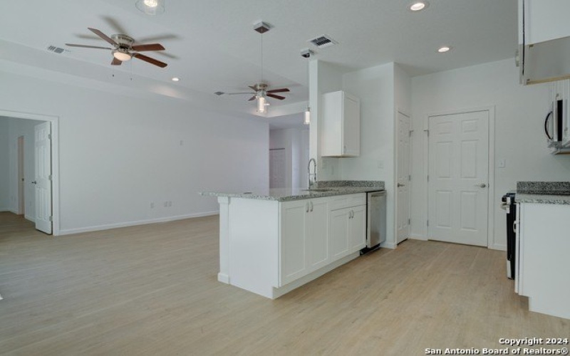 626 SEWANEE, San Antonio, TX 78210, 3 Bedrooms Bedrooms, ,2 BathroomsBathrooms,Residential,For Sale,626 SEWANEE,0,1813248