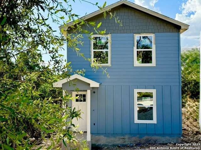 687 Burr Oak, Canyon Lake, TX 78133, 2 Bedrooms Bedrooms, ,2 BathroomsBathrooms,Residential,For Sale,687 Burr Oak,0,1889282