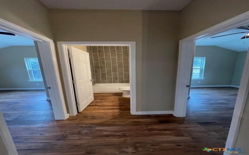 1420 Stallion Springs Drive, Fischer, TX 78623, 3 Habitaciones Habitaciones , ,2 BañosBaños,Residential,En Venta,1420 Stallion Springs Drive,588463