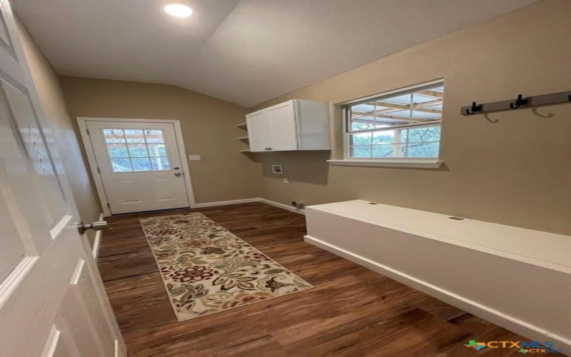 1420 Stallion Springs Drive, Fischer, TX 78623, 3 Habitaciones Habitaciones , ,2 BañosBaños,Residential,En Venta,1420 Stallion Springs Drive,588463