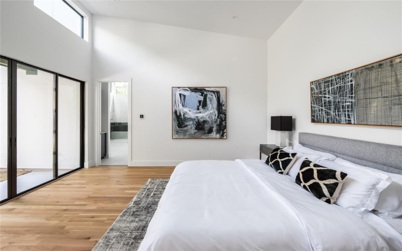 6906 Clayton Avenue, Dallas, TX 75214, 5 Bedrooms Bedrooms, ,6 BathroomsBathrooms,Residential,For Sale,6906 Clayton Avenue,21009079