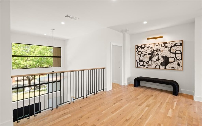 6906 Clayton Avenue, Dallas, TX 75214, 5 Bedrooms Bedrooms, ,6 BathroomsBathrooms,Residential,For Sale,6906 Clayton Avenue,21009079