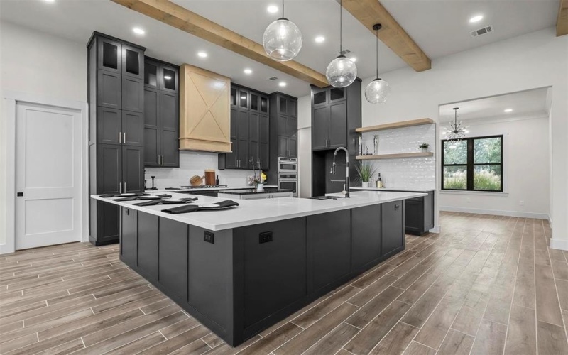 8053 Brownie Luker Boulevard, Granbury, TX 76048, 4 Habitaciones Habitaciones , ,5 BañosBaños,Residential,En Venta,8053 Brownie Luker Boulevard,0,21012700