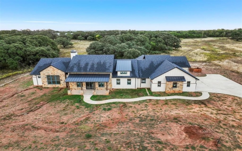 8053 Brownie Luker Boulevard, Granbury, TX 76048, 4 Habitaciones Habitaciones , ,5 BañosBaños,Residential,En Venta,8053 Brownie Luker Boulevard,0,21012700