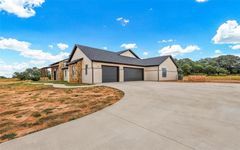 8053 Brownie Luker Boulevard, Granbury, TX 76048, 4 Habitaciones Habitaciones , ,5 BañosBaños,Residential,En Venta,8053 Brownie Luker Boulevard,0,21012700