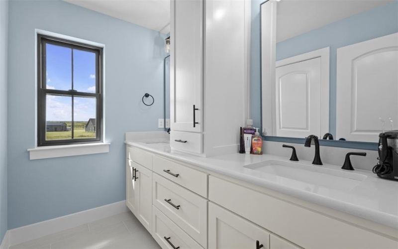 210 Dollie Road, Grandview, TX 76050, 5 Habitaciones Habitaciones , ,3 BañosBaños,Residential,En Venta,210 Dollie Road,0,21012960