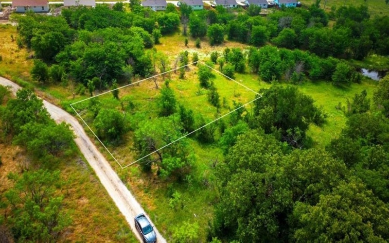 189 Shady Springs St. Drive, Bridgeport, TX 76426, 3 Bedrooms Bedrooms, ,2 BathroomsBathrooms,Residential,For Sale,189 Shady Springs St. Drive,0,21014680