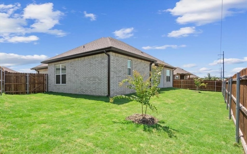 336 Camellia Drive, Hewitt, TX 76643, 3 Bedrooms Bedrooms, ,2 BathroomsBathrooms,Residential,For Sale,336 Camellia Drive,0,21016050