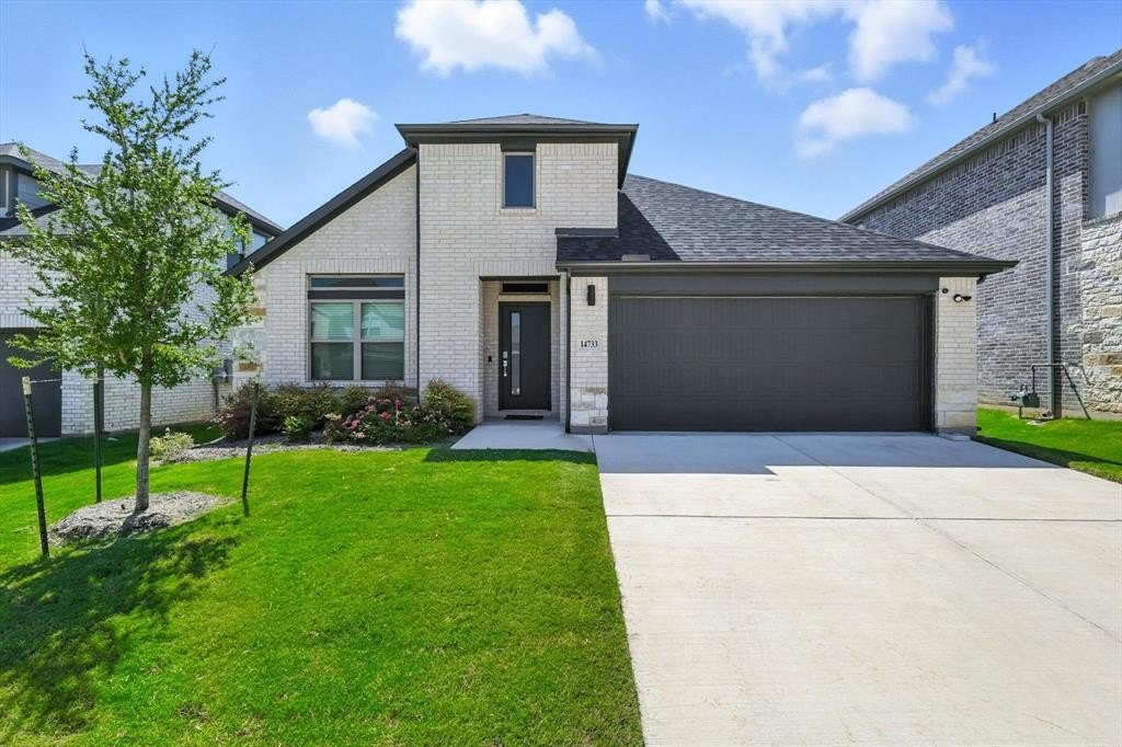 14733 Desert Door Drive, Fort Worth, TX 76052, 4 Bedrooms Bedrooms, ,3 BathroomsBathrooms,Residential,For Sale,14733 Desert Door Drive,0,21016389