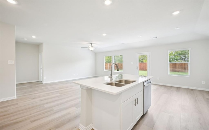 6621 Valley Lake Lane, Fort Worth, TX 76036, 3 Bedrooms Bedrooms, ,2 BathroomsBathrooms,Residential,For Sale,6621 Valley Lake Lane,0,21016665