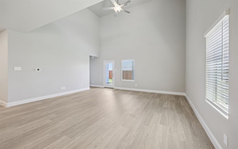 6613 Valley Lake Lane, Fort Worth, TX 76036, 5 Bedrooms Bedrooms, ,3 BathroomsBathrooms,Residential,For Sale,6613 Valley Lake Lane,0,21016669