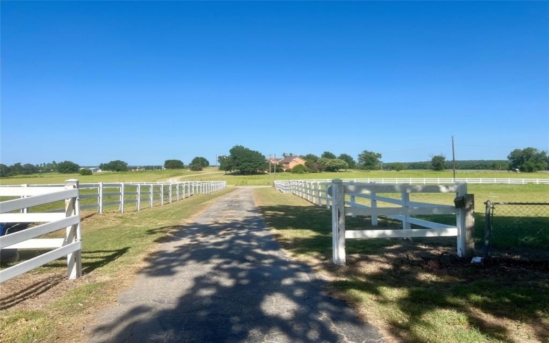 16094 County Road 351, Dublin, TX 76446, 2 Bedrooms Bedrooms, ,2 BathroomsBathrooms,Residential,For Sale,16094 County Road 351,0,21017844