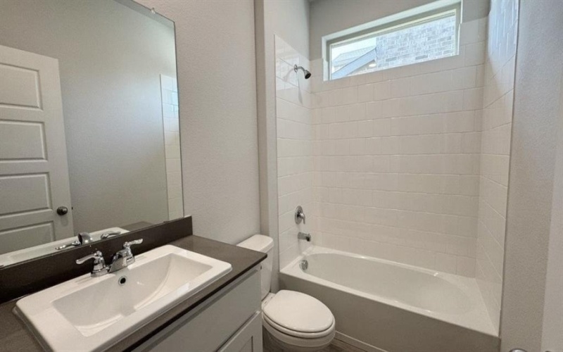 312 POTATO Street, Keene, TX 76059, 5 Habitaciones Habitaciones , ,3 BañosBaños,Residential,En Venta,312 POTATO Street,0,21018233