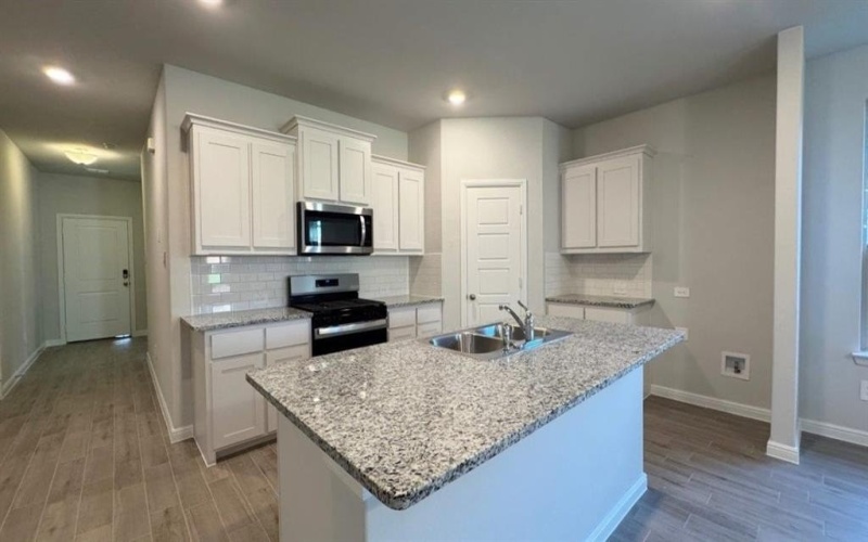 312 POTATO Street, Keene, TX 76059, 5 Habitaciones Habitaciones , ,3 BañosBaños,Residential,En Venta,312 POTATO Street,0,21018233