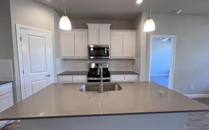 1821 BRINDLE Street, Northlake, TX 76247, 4 Habitaciones Habitaciones , ,2 BañosBaños,Residential,En Venta,1821 BRINDLE Street,0,21018264