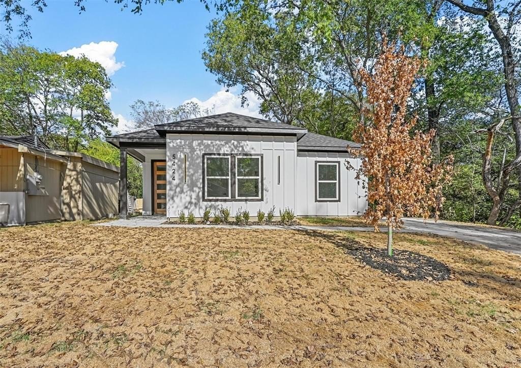 5424 Bourquin Street, Dallas, TX 75210, 4 Bedrooms Bedrooms, ,2 BathroomsBathrooms,Residential,For Sale,5424 Bourquin Street,21018283
