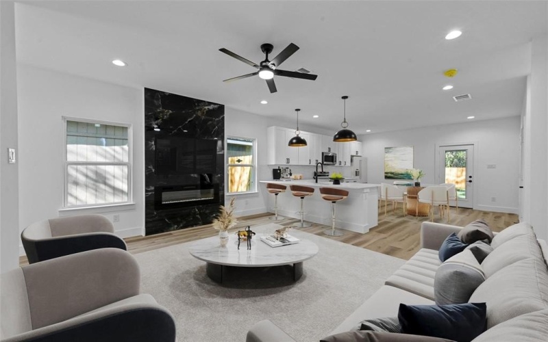 5424 Bourquin Street, Dallas, TX 75210, 4 Bedrooms Bedrooms, ,2 BathroomsBathrooms,Residential,For Sale,5424 Bourquin Street,21018283