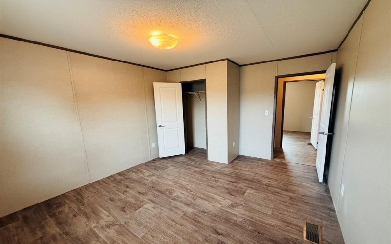 5904 Flint Drive, Granbury, TX 76048, 4 Habitaciones Habitaciones , ,2 BañosBaños,Residential,En Venta,5904 Flint Drive,21018335