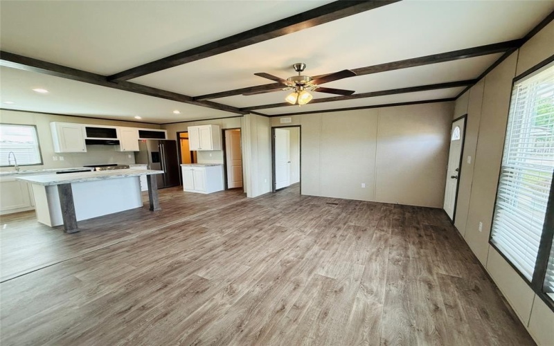 5904 Flint Drive, Granbury, TX 76048, 4 Habitaciones Habitaciones , ,2 BañosBaños,Residential,En Venta,5904 Flint Drive,21018335