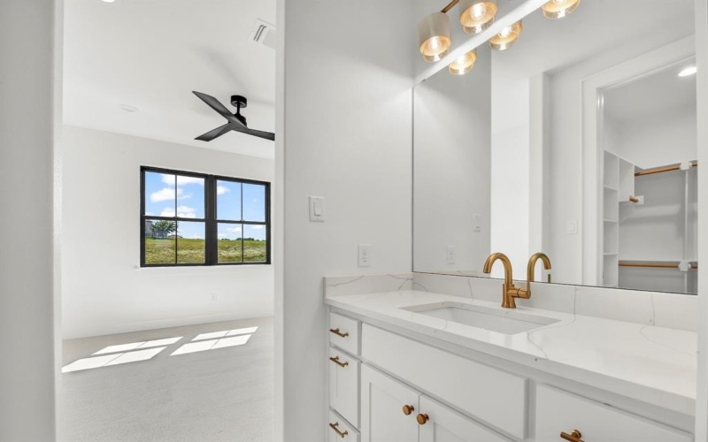 617 Hondo Crossing, Weatherford, TX 76087, 4 Bedrooms Bedrooms, ,3 BathroomsBathrooms,Residential,For Sale,617 Hondo Crossing,0,21018414
