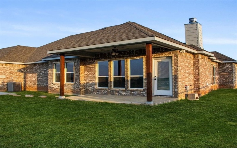 1013 Magnolia Court, Springtown, TX 76082, 4 Bedrooms Bedrooms, ,2 BathroomsBathrooms,Residential,For Sale,1013 Magnolia Court,0,21018518