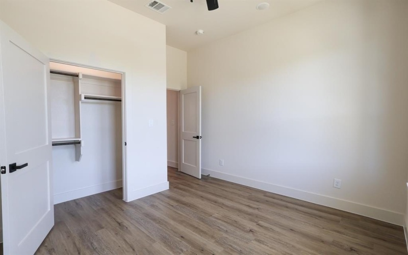 2829 Avenue L, Fort Worth, TX 76105, 4 Habitaciones Habitaciones , ,2 BañosBaños,Residential,En Venta,2829 Avenue L,0,21018824