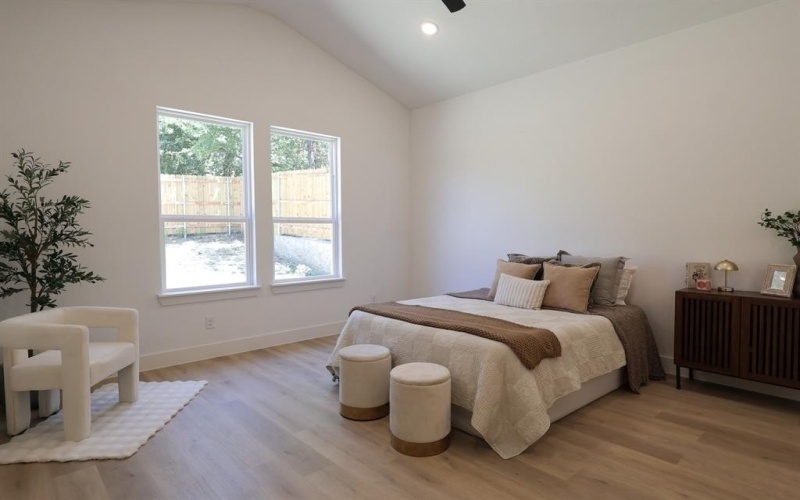 2833 Avenue L, Fort Worth, TX 76105, 4 Bedrooms Bedrooms, ,2 BathroomsBathrooms,Residential,For Sale,2833 Avenue L,0,21018833