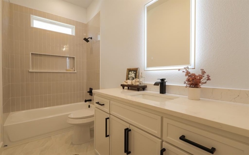 2833 Avenue L, Fort Worth, TX 76105, 4 Bedrooms Bedrooms, ,2 BathroomsBathrooms,Residential,For Sale,2833 Avenue L,0,21018833