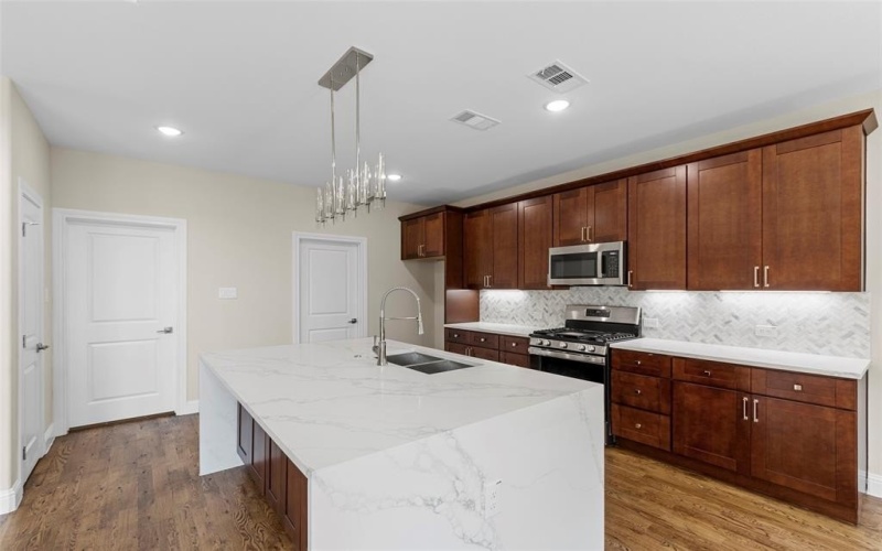 1713 W Highland Drive, Keller, TX 76262, 5 Habitaciones Habitaciones , ,3 BañosBaños,Residential,En Venta,1713 W Highland Drive,0,21018998