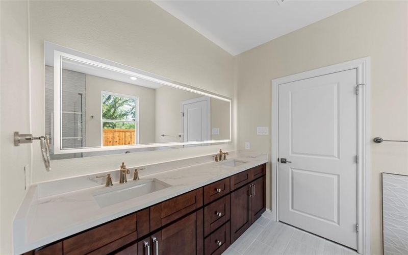 1713 W Highland Drive, Keller, TX 76262, 5 Habitaciones Habitaciones , ,3 BañosBaños,Residential,En Venta,1713 W Highland Drive,0,21018998
