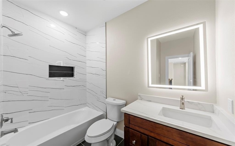 1713 W Highland Drive, Keller, TX 76262, 5 Habitaciones Habitaciones , ,3 BañosBaños,Residential,En Venta,1713 W Highland Drive,0,21018998