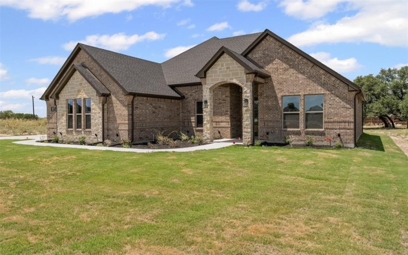 1049 Uplift Dr, Weatherford, TX 76087, 3 Bedrooms Bedrooms, ,2 BathroomsBathrooms,Residential,For Sale,1049 Uplift Dr,0,21019106