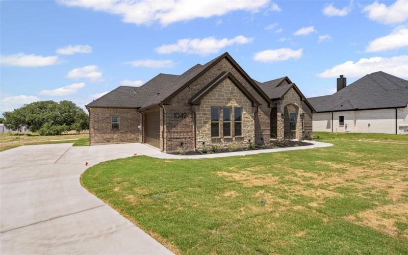 1049 Uplift Dr, Weatherford, TX 76087, 3 Bedrooms Bedrooms, ,2 BathroomsBathrooms,Residential,For Sale,1049 Uplift Dr,0,21019106