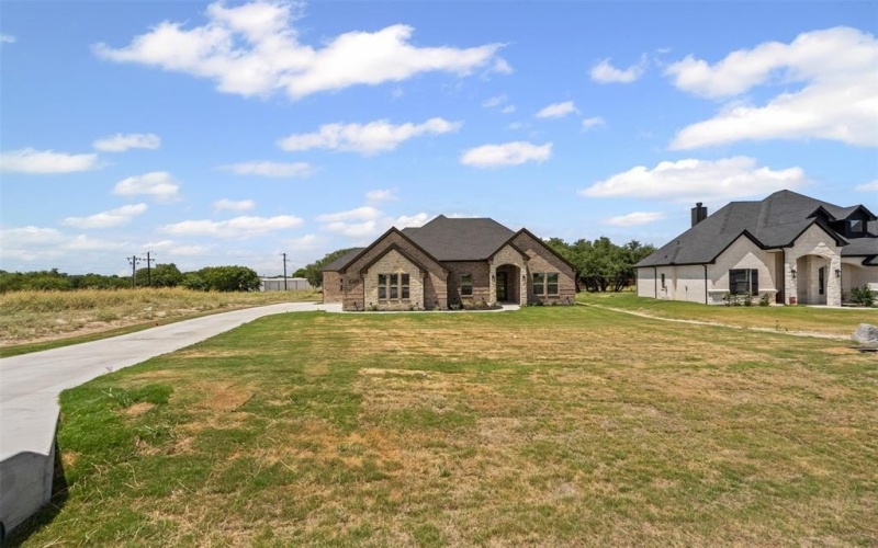 1049 Uplift Dr, Weatherford, TX 76087, 3 Bedrooms Bedrooms, ,2 BathroomsBathrooms,Residential,For Sale,1049 Uplift Dr,0,21019106
