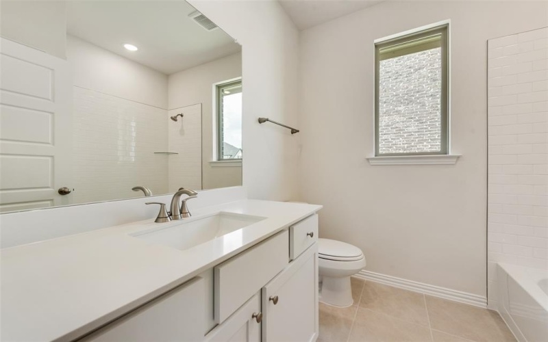 4132 Blackbird Avenue, Little Elm, TX 75068, 3 Bedrooms Bedrooms, ,2 BathroomsBathrooms,Residential,For Sale,4132 Blackbird Avenue,0,21019216