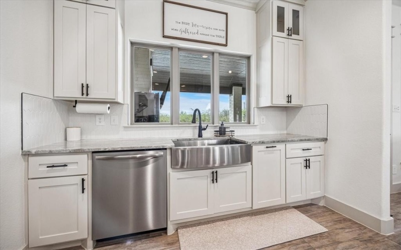 2028 Carrie Court, Weatherford, TX 76088, 4 Bedrooms Bedrooms, ,3 BathroomsBathrooms,Residential,For Sale,2028 Carrie Court,21019314