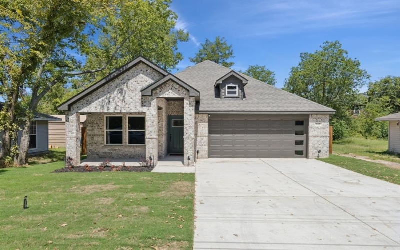 512 Frazier Street, Terrell, TX 75160, 3 Bedrooms Bedrooms, ,2 BathroomsBathrooms,Residential,For Sale,512 Frazier Street,0,21019350