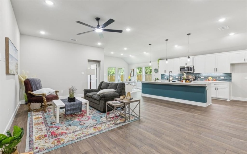 512 Frazier Street, Terrell, TX 75160, 3 Bedrooms Bedrooms, ,2 BathroomsBathrooms,Residential,For Sale,512 Frazier Street,0,21019350