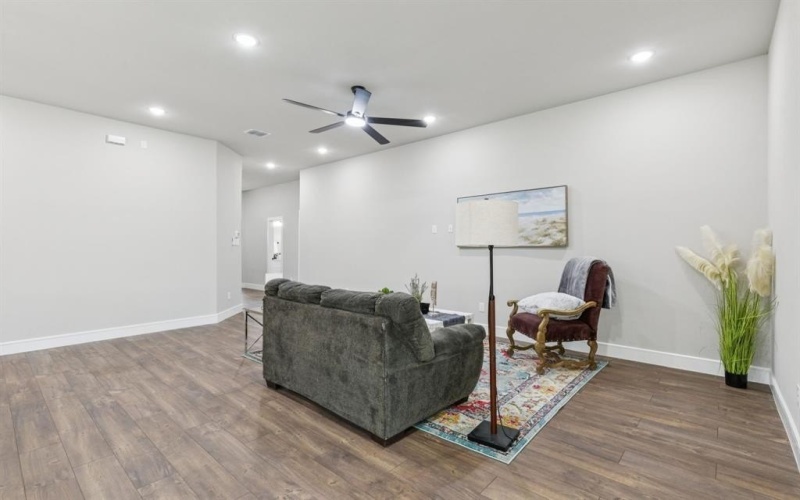 512 Frazier Street, Terrell, TX 75160, 3 Bedrooms Bedrooms, ,2 BathroomsBathrooms,Residential,For Sale,512 Frazier Street,0,21019350