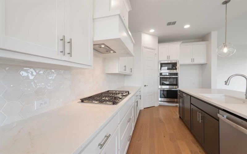 240 Rosemallow Lane, Waxahachie, TX 75165, 4 Bedrooms Bedrooms, ,3 BathroomsBathrooms,Residential,For Sale,240 Rosemallow Lane,0,21019377