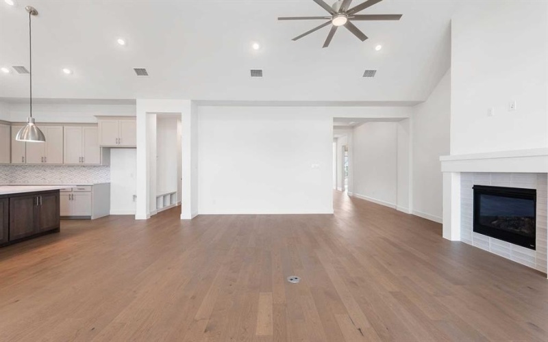 237 Rosemallow Lane, Waxahachie, TX 75165, 4 Bedrooms Bedrooms, ,5 BathroomsBathrooms,Residential,For Sale,237 Rosemallow Lane,0,21019392