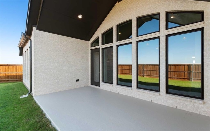 281 Rosemallow Lane, Waxahachie, TX 75165, 4 Bedrooms Bedrooms, ,3 BathroomsBathrooms,Residential,For Sale,281 Rosemallow Lane,0,21019421