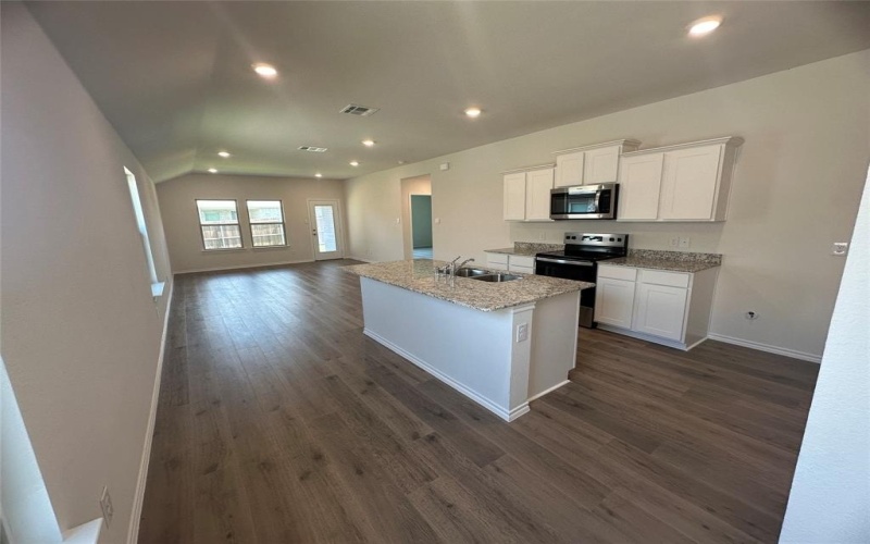 1214 Barkridge Drive, Crandall, TX 75114, 3 Bedrooms Bedrooms, ,2 BathroomsBathrooms,Residential,For Sale,1214 Barkridge Drive,0,21019542
