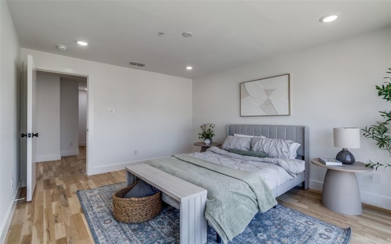 4701 San Jacinto Street #103, Dallas, TX 75204, 2 Bedrooms Bedrooms, ,2 BathroomsBathrooms,Residential,For Sale,4701 San Jacinto Street,0,21019577