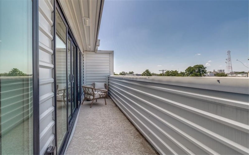 4701 San Jacinto Street #103, Dallas, TX 75204, 2 Bedrooms Bedrooms, ,2 BathroomsBathrooms,Residential,For Sale,4701 San Jacinto Street,0,21019577