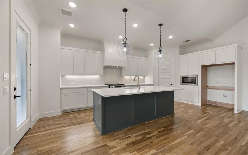 121 Kingfisher Lane, Aledo, TX 76008, 3 Bedrooms Bedrooms, ,2 BathroomsBathrooms,Residential,For Sale,121 Kingfisher Lane,0,21019580