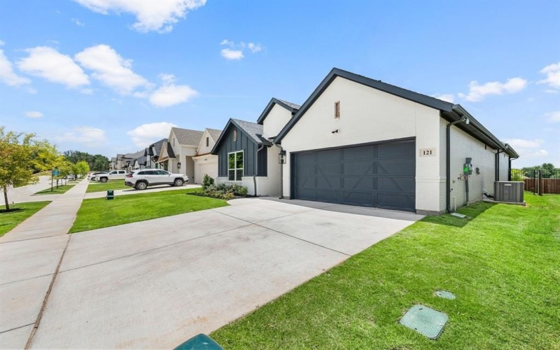 121 Kingfisher Lane, Aledo, TX 76008, 3 Bedrooms Bedrooms, ,2 BathroomsBathrooms,Residential,For Sale,121 Kingfisher Lane,0,21019580