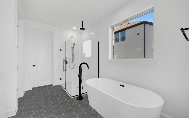 2606 Waverly Drive, Wylie, TX 75098, 5 Bedrooms Bedrooms, ,5 BathroomsBathrooms,Residential,For Sale,2606 Waverly Drive,0,21019603