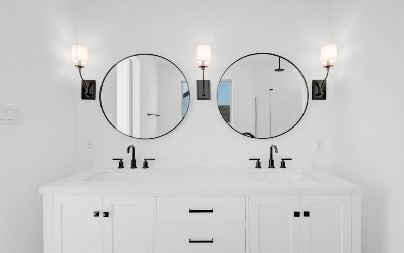 2606 Waverly Drive, Wylie, TX 75098, 5 Bedrooms Bedrooms, ,5 BathroomsBathrooms,Residential,For Sale,2606 Waverly Drive,0,21019603